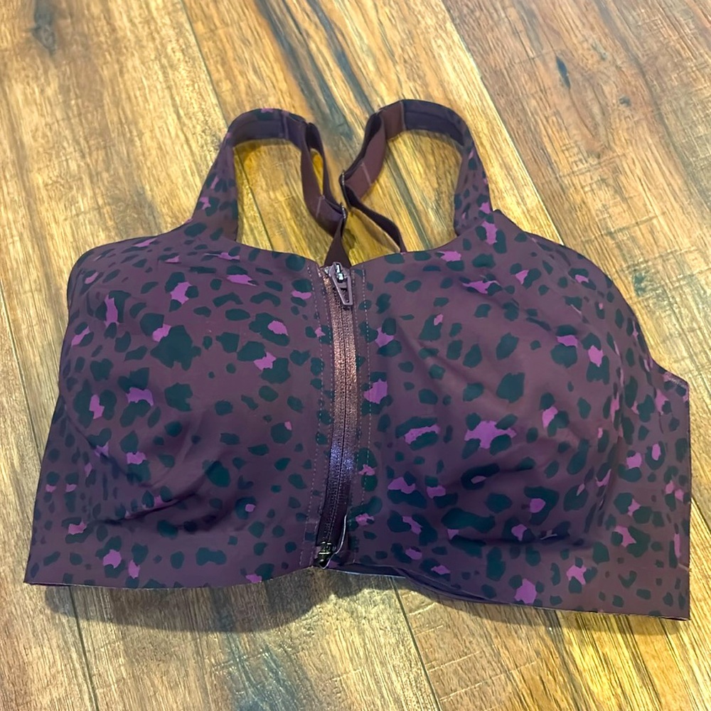 Victoria’s Secret sports bra